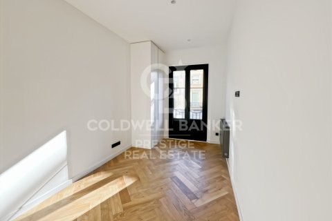 3 bedrooms apartment for sale in Barcelona, Catalonia, Spain № 5437 - photo 26