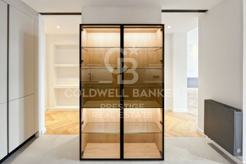 3 bedrooms apartment for sale in Barcelona, Catalonia, Spain № 5437 - photo 12