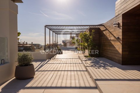 Пентхаус с 4 спальнями в Барселоне, Каталония, Испания № 5439