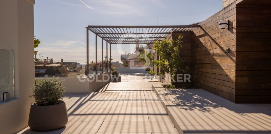 Пентхаус с 4 спальнями в Барселоне, Каталония, Испания № 5439