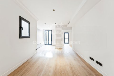 3 bedrooms penthouse for sale in Barcelona, Catalonia, Spain № 5436 - photo 4
