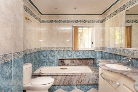 Купить дом в Сант-Фелиу-де-Гиксолс, Испания с 4 комнаты, № 1681 - фото 13