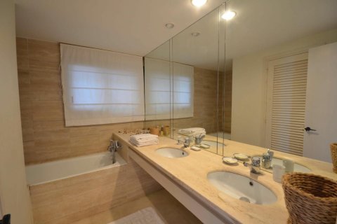 Купить дом в Бегур, Испания с 5 комнат, № 1677 - фото 23