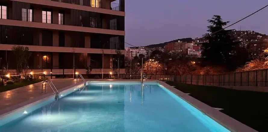 Квартира с 3 спальнями в Барселоне, Каталония, Испания № 1676