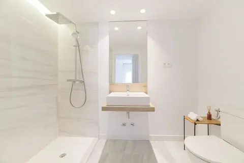 Купить квартиру в Барселона, Испания с 4 комнаты, № 1676 - фото 16