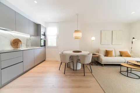 Купить квартиру в Барселона, Испания с 4 комнаты, № 1676 - фото 7