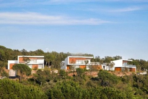 Купить дом в Пладжа-де-Аро, Испания с 5 комнат, № 1678 - фото 3