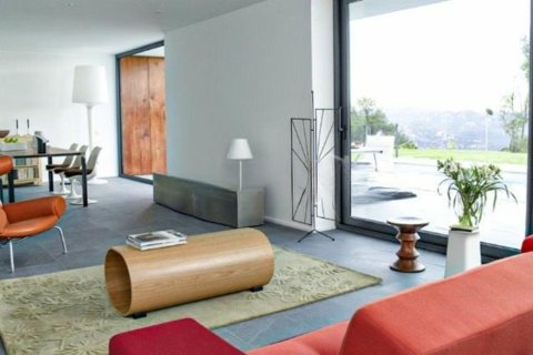 Купить дом в Пладжа-де-Аро, Испания с 5 комнат, № 1678 - фото 6