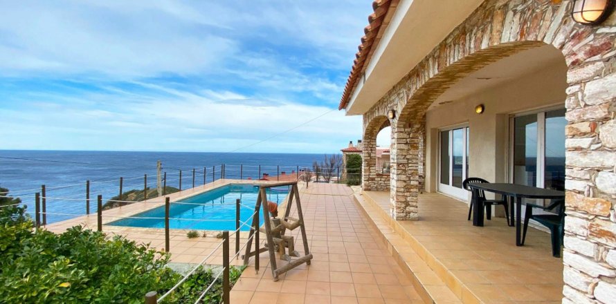 Дом с 4 спальнями в Бегуре, Герона, Каталония, Испания № 1682