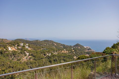 Купить дом в Бегур, Испания с 5 комнат, № 1680 - фото 5