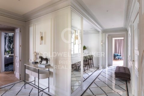 4 bedrooms apartment for sale in Barcelona, Catalonia, Spain № 5744 - photo 19