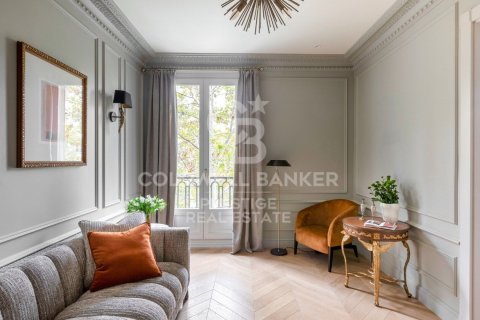 4 bedrooms apartment for sale in Barcelona, Catalonia, Spain № 5744 - photo 15