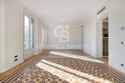 3 chambres apartment à vendre à Barcelona, Catalonia, Spain № 5748 - photo 6