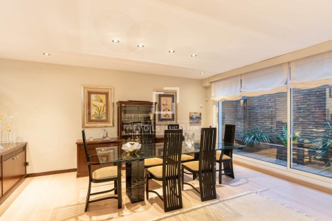 4 chambres villa à vendre à Sant Cugat Del Valles, Barcelona, Catalonia, Spain № 4148 - photo 3