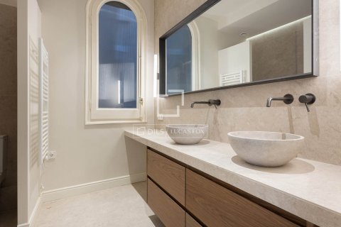 5 bedrooms apartment for sale in Barcelona, Catalonia, Spain № 4151 - photo 30
