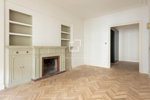 5 chambres apartment à vendre à Barcelona, Catalonia, Spain № 4151 - photo 11