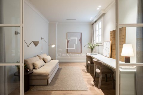4 bedrooms apartment for sale in Barcelona, Catalonia, Spain № 4149 - photo 21