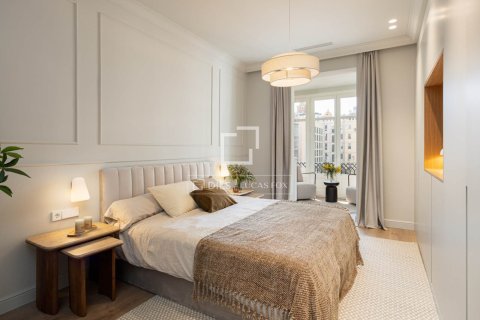 4 bedrooms apartment for sale in Barcelona, Catalonia, Spain № 4149 - photo 24