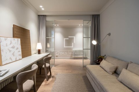 4 bedrooms apartment for sale in Barcelona, Catalonia, Spain № 4149 - photo 23