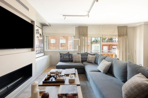 6 chambres penthouse à vendre à Barcelona, Catalonia, Spain № 4150 - photo 4