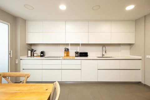 6 chambres penthouse à vendre à Barcelona, Catalonia, Spain № 4150 - photo 16