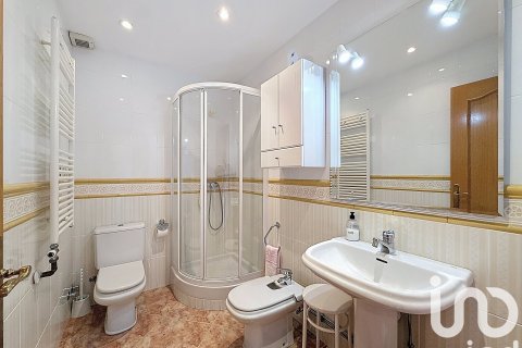 5 chambres house à vendre à Pineda de Mar, Barcelona, Catalonia, Spain № 4871 - photo 12