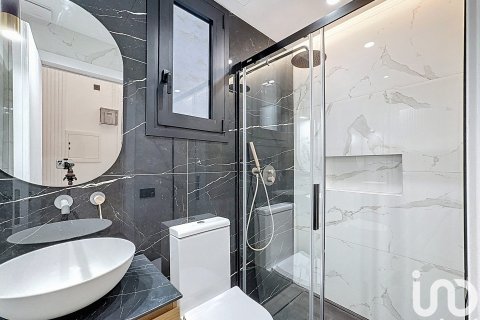 4 bedrooms apartment for sale in Barcelona, Catalonia, Spain № 4914 - photo 23