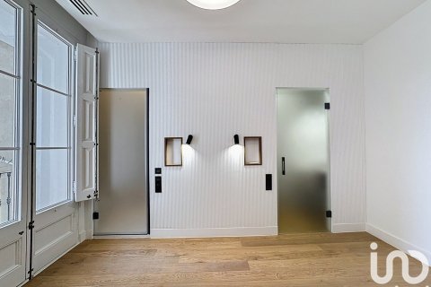 4 bedrooms apartment for sale in Barcelona, Catalonia, Spain № 4914 - photo 15