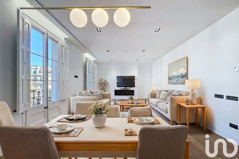 Квартира с 4 спальнями в Барселоне, Каталония, Испания № 4914