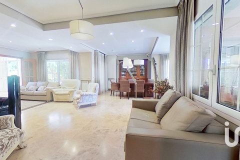 5 bedrooms house for sale in Salou, Tarragona, Catalonia, Spain № 4915 - photo 11