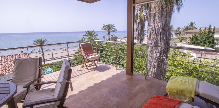 Дом с 8 спальнями в Кома-Руге, Таррагона, Каталония, Испания № 1736