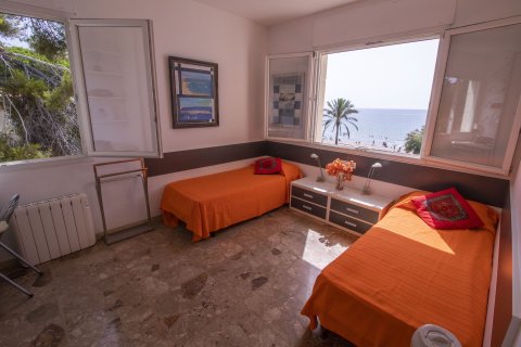 Купить дом в Кома-Руга, Испания с 9 комнат, № 1736 - фото 7