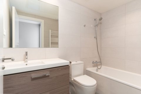 Купить квартиру в Бадалона, Испания с 5 комнат, № 1733 - фото 12