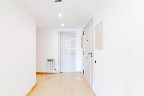 Apartamento de 3 dormitorios en venta en Sitges, Barcelona, Cataluña, Spain № 6585 - foto 9