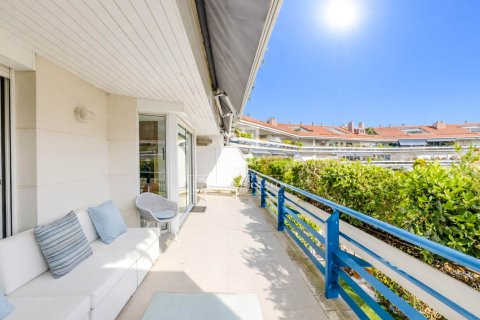 Apartamento de 3 dormitorios en venta en Sitges, Barcelona, Cataluña, Spain № 6585 - foto 3