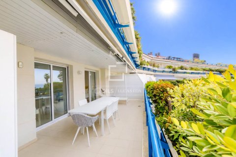 Apartamento de 3 dormitorios en venta en Sitges, Barcelona, Cataluña, Spain № 6585 - foto 12