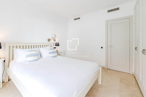 Apartamento de 3 dormitorios en venta en Sitges, Barcelona, Cataluña, Spain № 6585 - foto 17