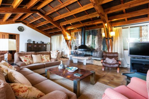 8 bedrooms villa for sale in Premia De Dalt, Barcelona, Catalonia, Spain № 6587 - photo 18