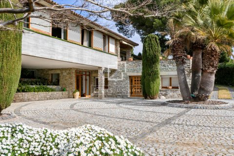 8 bedrooms villa for sale in Premia De Dalt, Barcelona, Catalonia, Spain № 6587 - photo 5