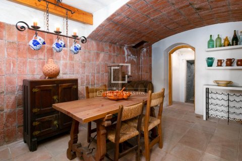 8 bedrooms villa for sale in Premia De Dalt, Barcelona, Catalonia, Spain № 6587 - photo 13