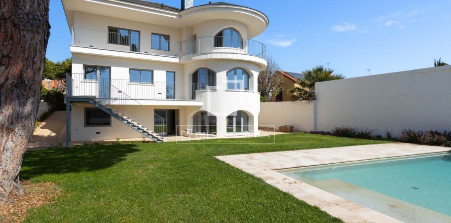 6 bedrooms villa for sale in El Masnou, Barcelona, Catalonia, Spain № 6584