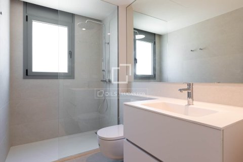 6 bedrooms villa for sale in El Masnou, Barcelona, Catalonia, Spain № 6584 - photo 27