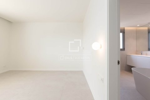 6 bedrooms villa for sale in El Masnou, Barcelona, Catalonia, Spain № 6584 - photo 20