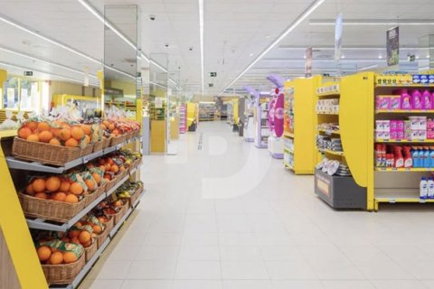 Магазин студия в Барселоне, Каталония, Испания № 4591