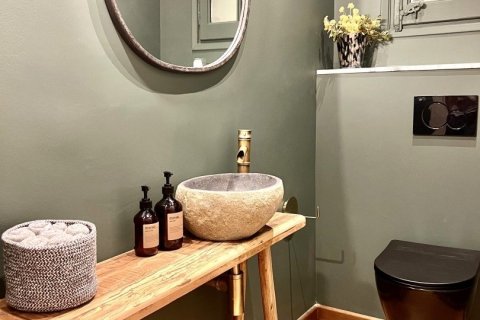 4 bedrooms apartment for sale in Barcelona, Catalonia, Spain № 5076 - photo 27