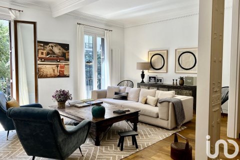 4 bedrooms apartment for sale in Barcelona, Catalonia, Spain № 5076