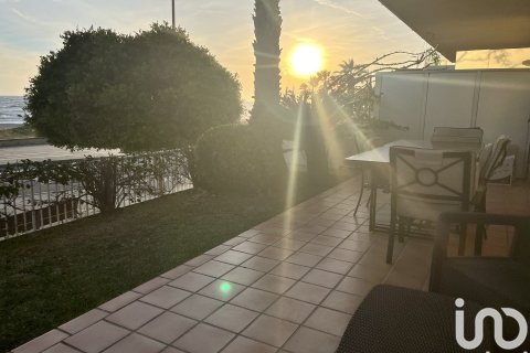 4 bedrooms apartment for sale in Cubelles, Barcelona, Catalonia, Spain № 5075 - photo 4