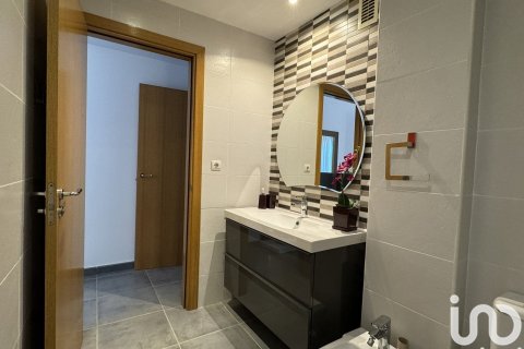 4 bedrooms apartment for sale in Cubelles, Barcelona, Catalonia, Spain № 5075 - photo 12