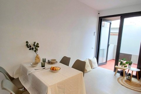 2 bedrooms duplex for sale in Santa Coloma de Gramenet, Barcelona, Catalonia, Spain № 5078 - photo 3