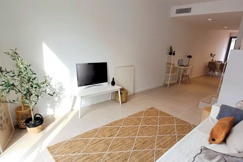 2 bedrooms duplex for sale in Santa Coloma de Gramenet, Barcelona, Catalonia, Spain № 5078 - photo 6